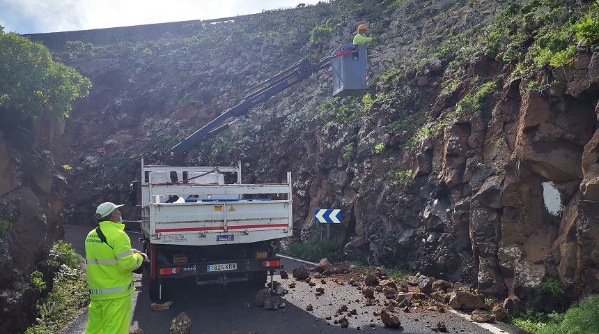 Trabajos Reapertura carretera LZ-10  (1)