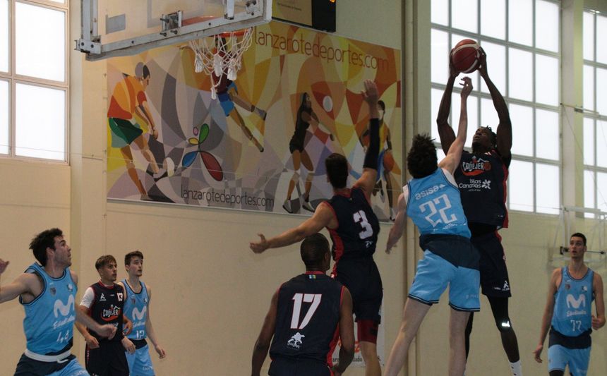 BALONCESTO. ALOE PLUS LANZAROTE CONEJEROS - ESTUDIANTES (2)