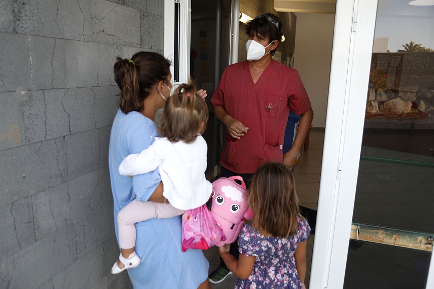 GUARDERIėA-LOLA-TEGUISE