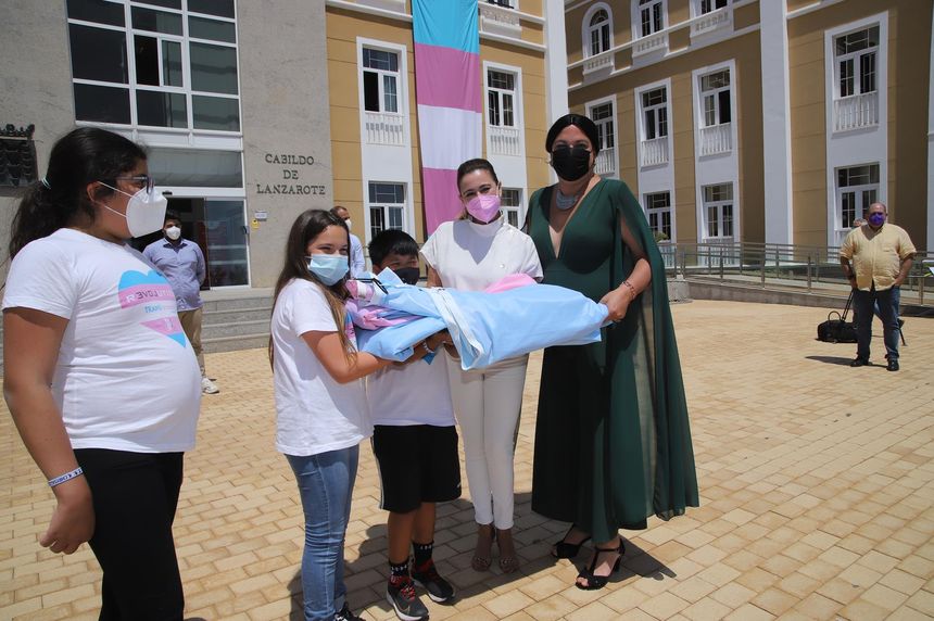 Acto Institucional Bandera Trans (4)