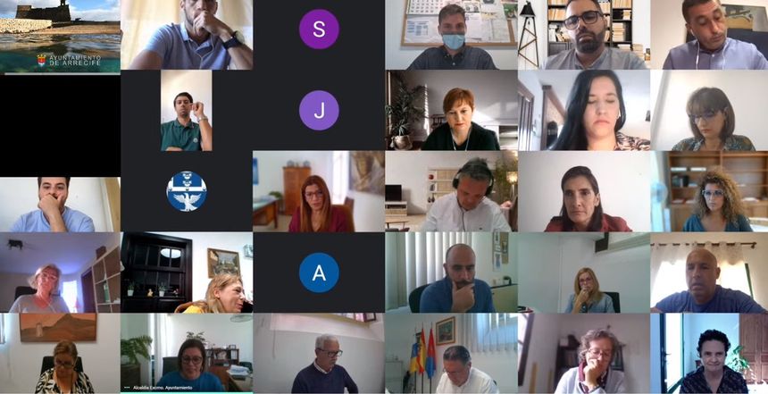 Pantallazo de la transmisión del pleno extraordinario del Ayuntamiento de Arrecife para desestimación de las alegaciones a los presupuestos del 2021