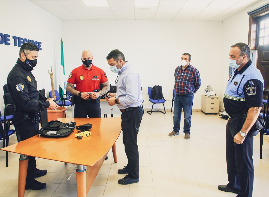 MATERIAL POLICIěA LOCAL TEGUISE 2