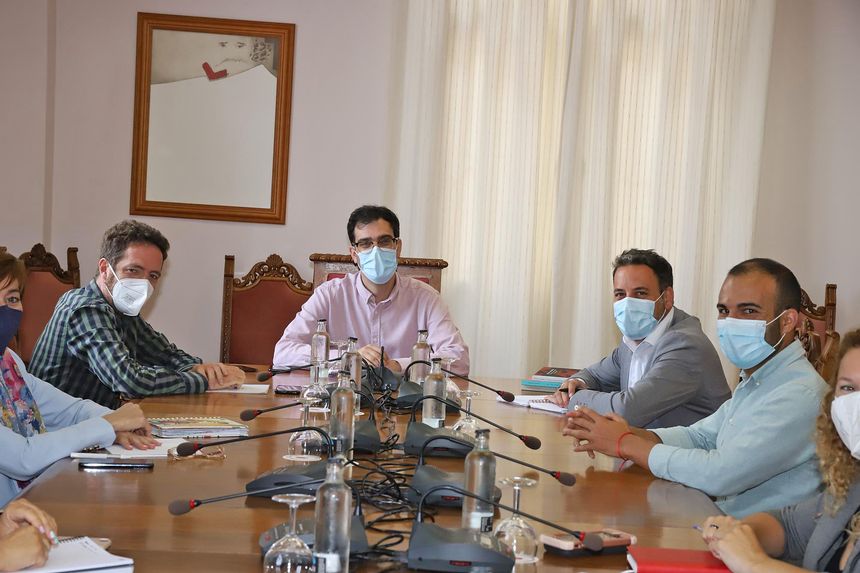 Reunión de la Mesa de Gestión Cultural con el director general de Cultura de Canarias 3