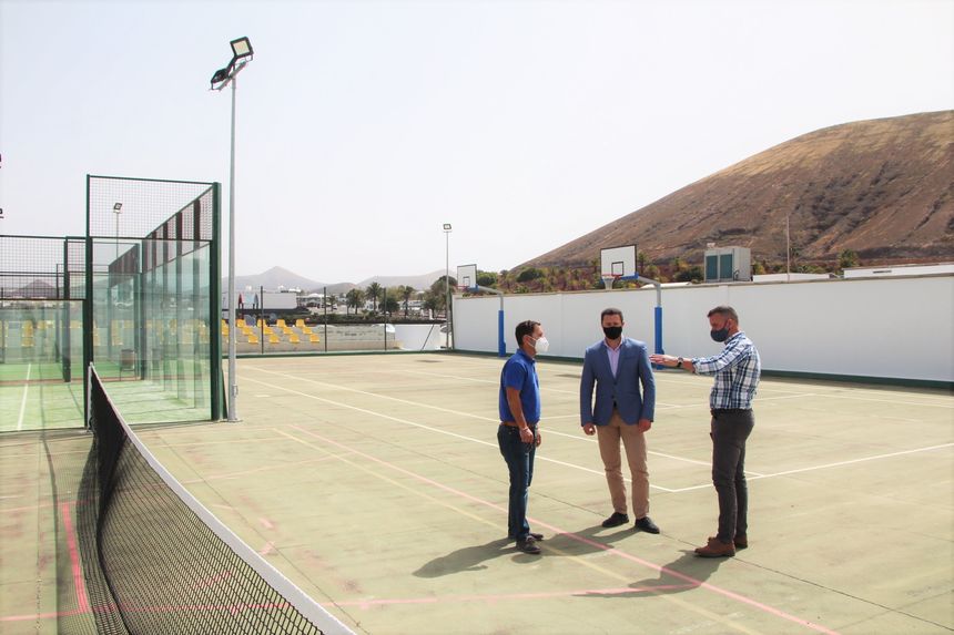 canchas del centro deportivo de Yaiza
