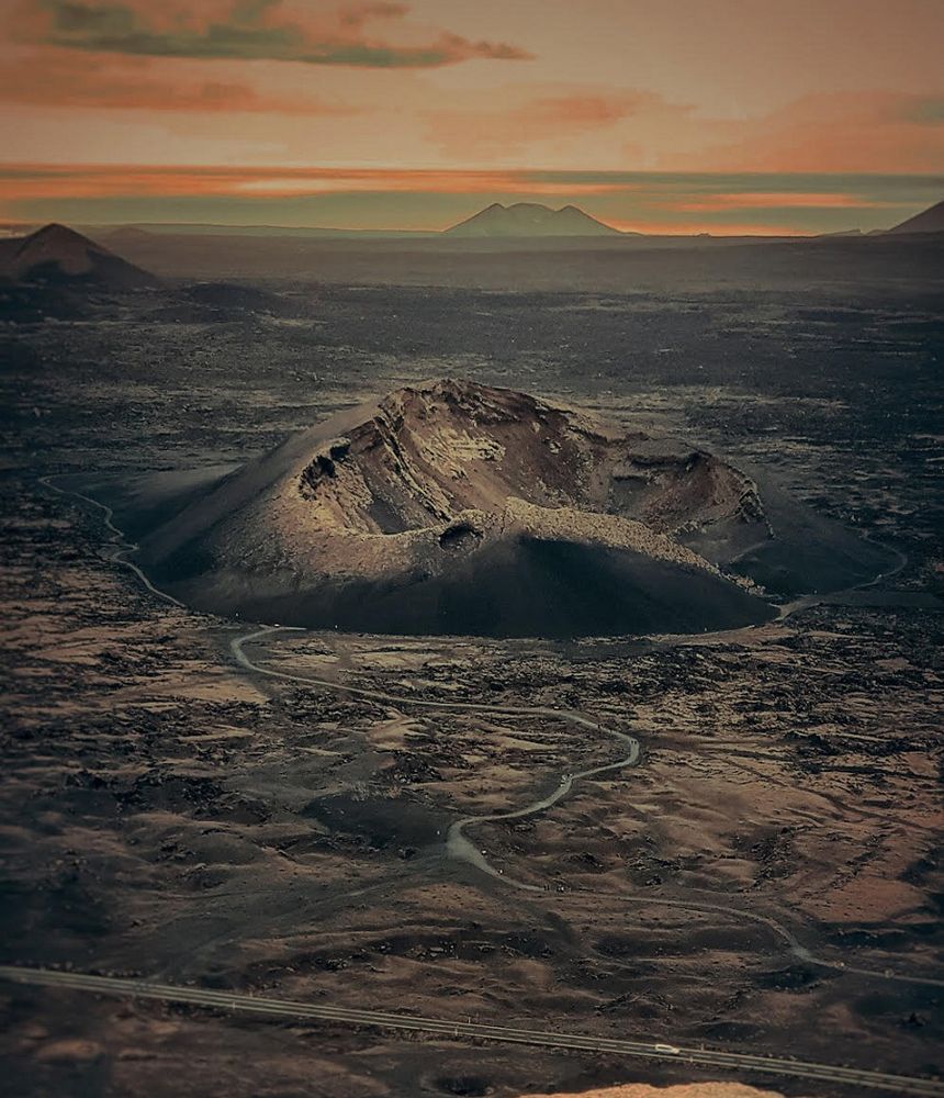Pedro Borges Saavedra - La Mirada de un Volcán