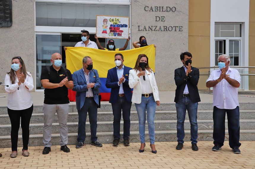 Lectutra Manifiesto apoyo a Colombia (2)