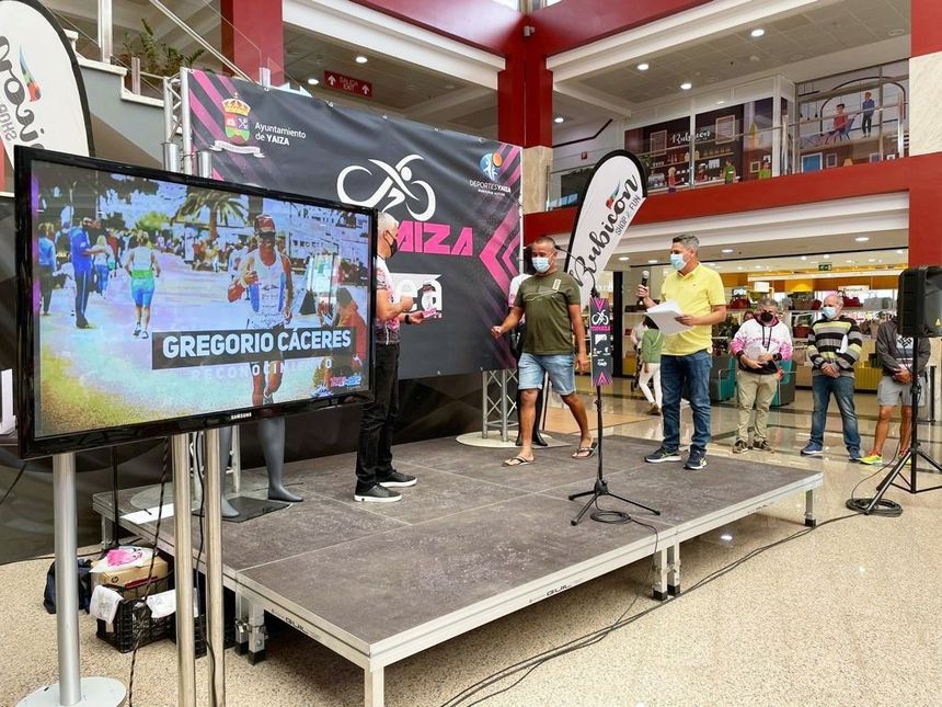 Reconocimiento a Gregorio Cáceres