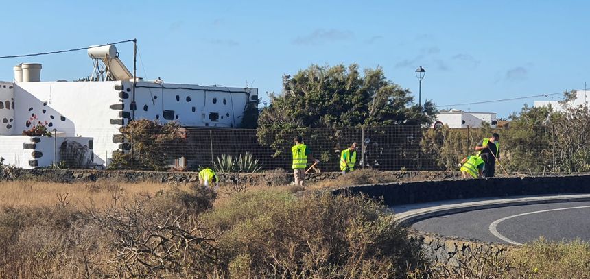 09e9f9b1-9223-4ffb-b5d5-36beda339a3e