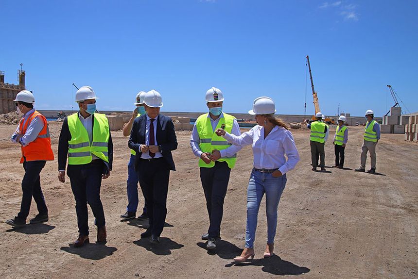 Visita-obras-Puerto-de-Playa-Blanca1