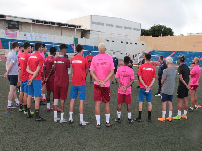 PRETEMPORADA UD LANZAROTE (1)