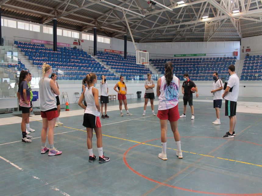 PRETEMPORADA MAGEC TÍAS (1)