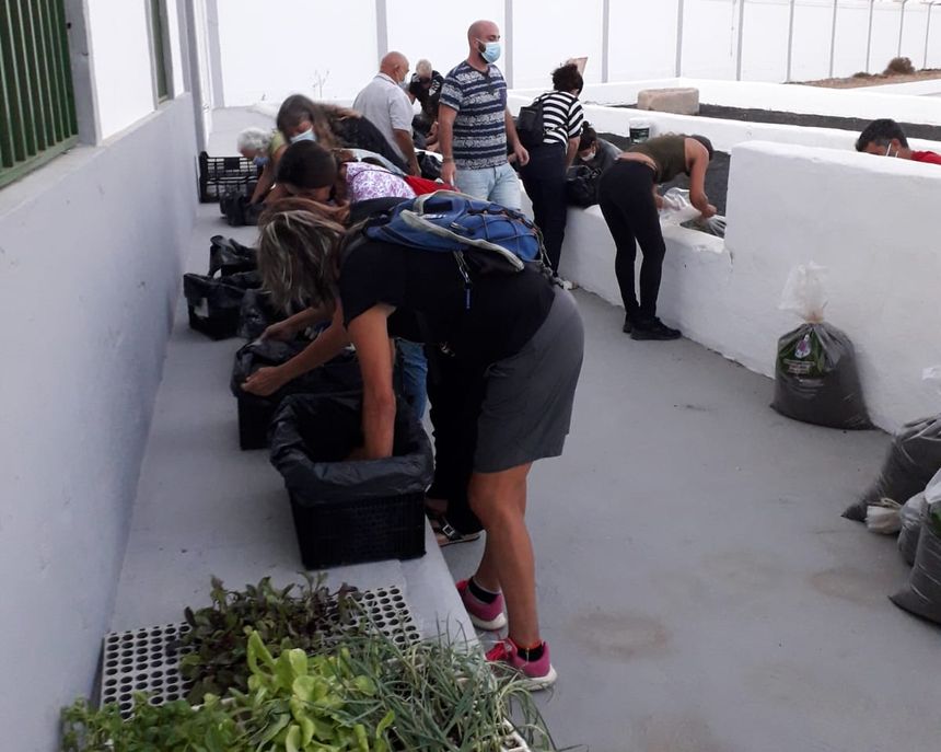 56169d40-4e55-499a-b2e8-6046bff613d2