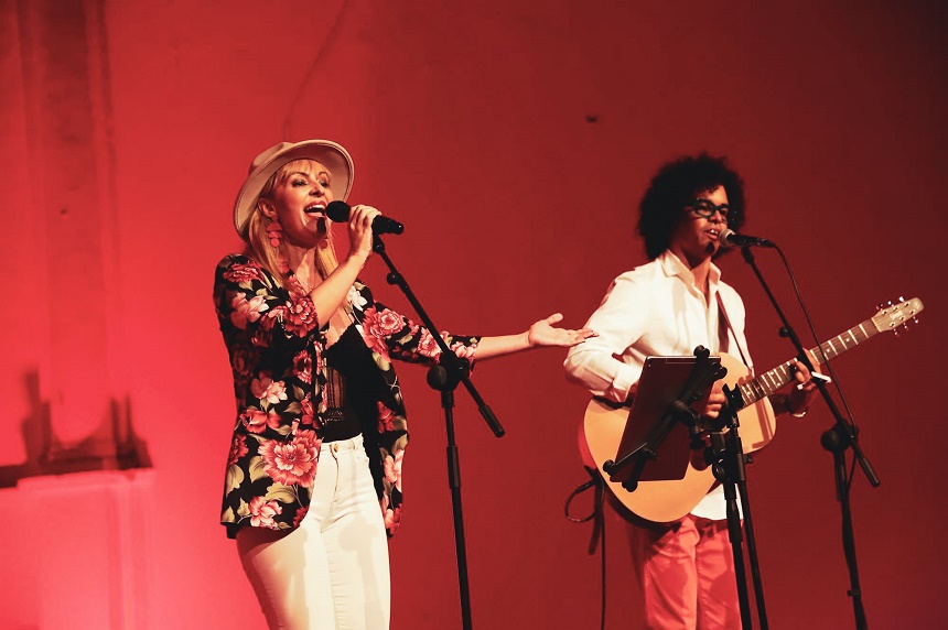 CONCIERTO ANYELIěA Y YORIELL 1