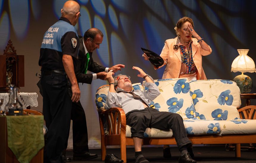 NO LE BUSQUES TRES PIERNAS AL ALCALDE-7844