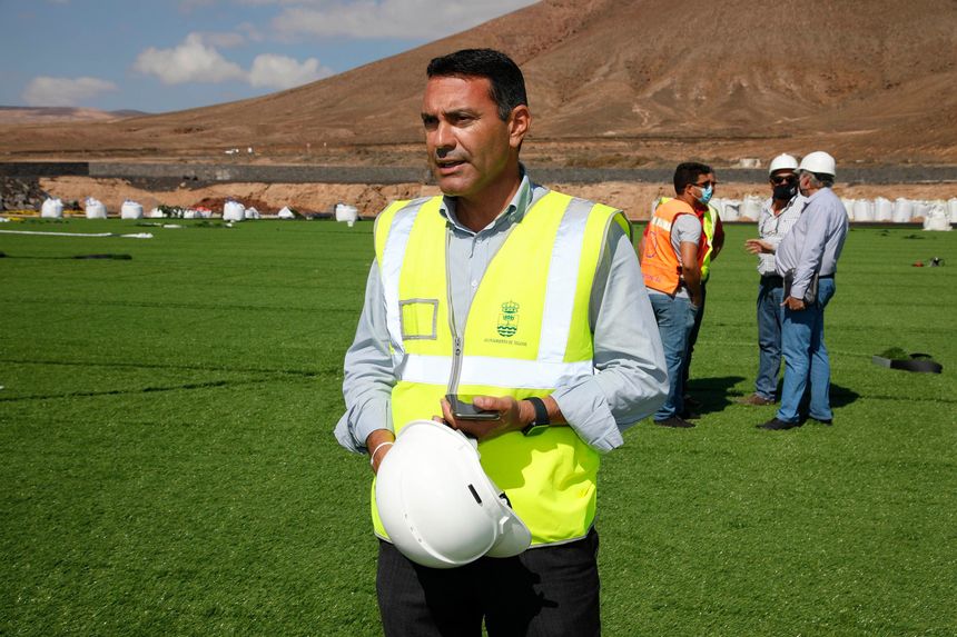 VISITA CIUDAD DEPORTIVA COSTA TEGUISE 3