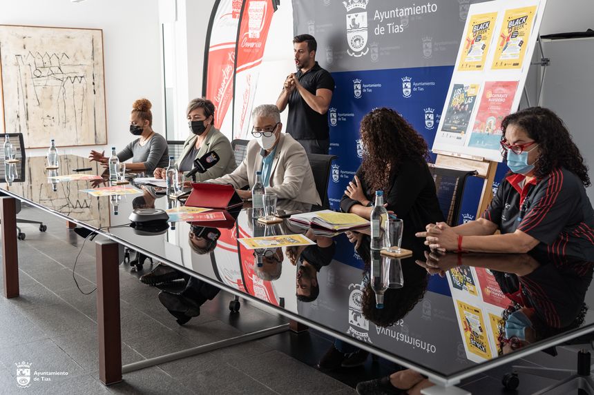 15.11.21. RP BlackFriday y Escaparate Navideño-4 (1)