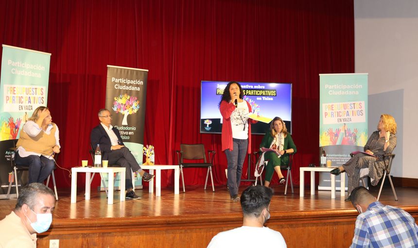 La concejala del Área, Águeda Cedrés, dio la bienvenida a los ponentes invitados