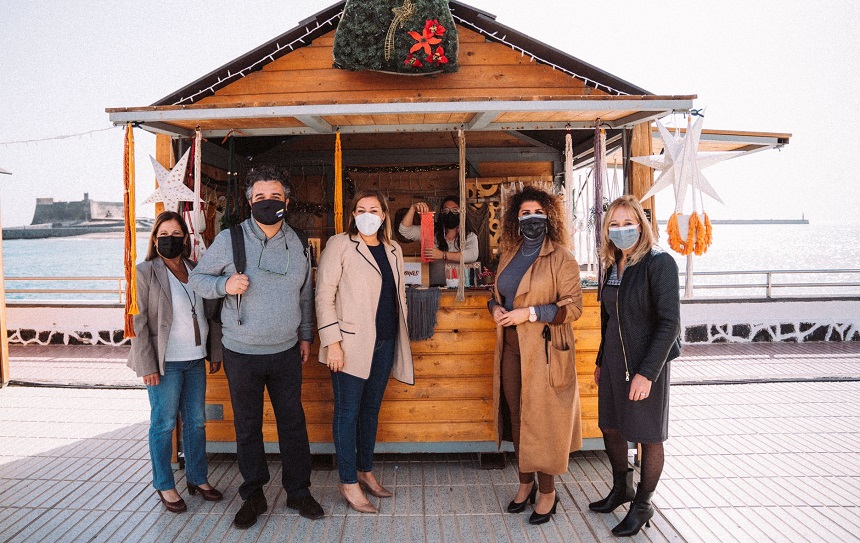 Inauguración Mercado de Navidad, alcaldesa y concejales