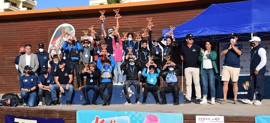 Regatistas premiados en todas las categorías