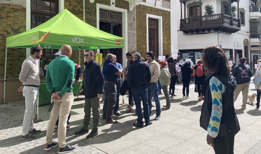 vox cuatro