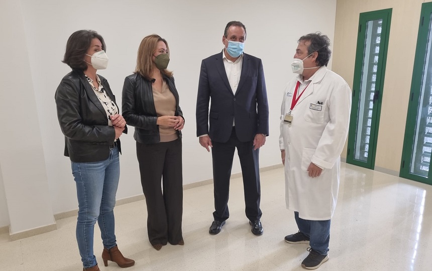 Momento de la visita al Hospital