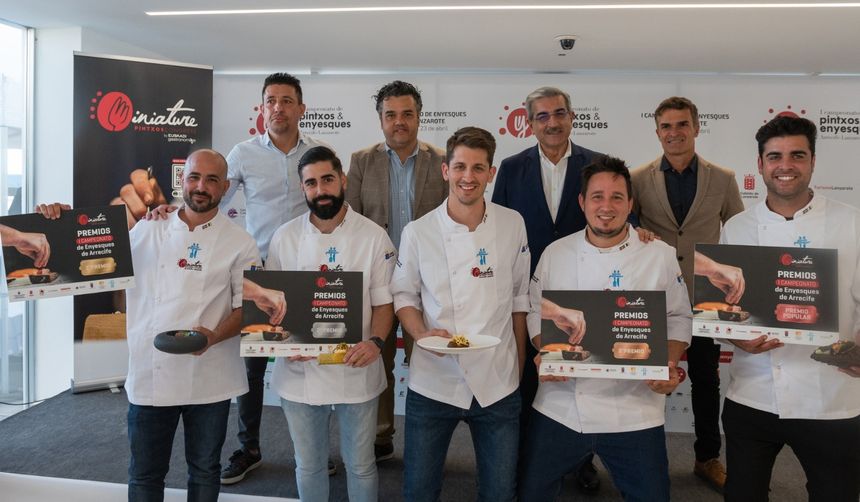 Enyesques 2022-Tofos los Premiados y Autoridades