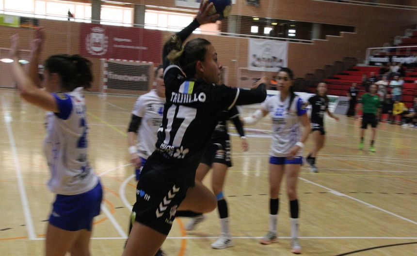 BALONMANO. ELDA - CICAR LANZAROTE (2)