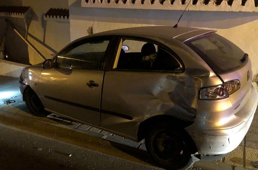 Imagen de cómo quedó el vehículo tras el accidente
