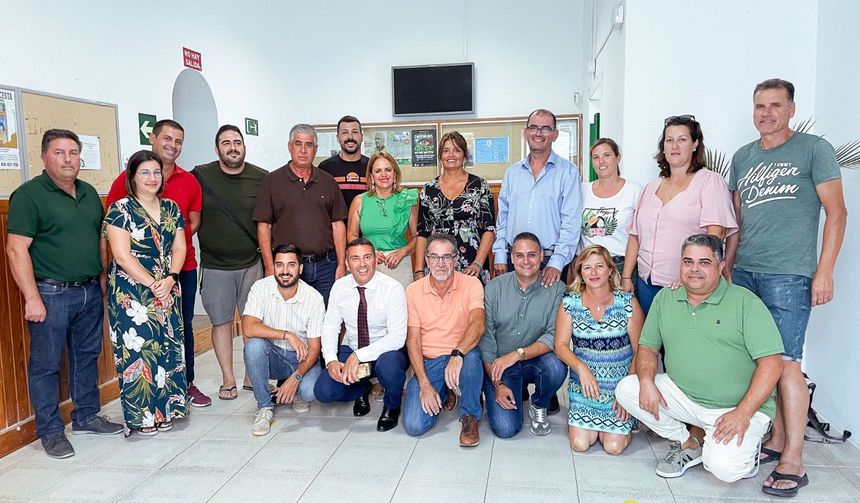 Imagen de parte de los integrantes del Comité de Teguise