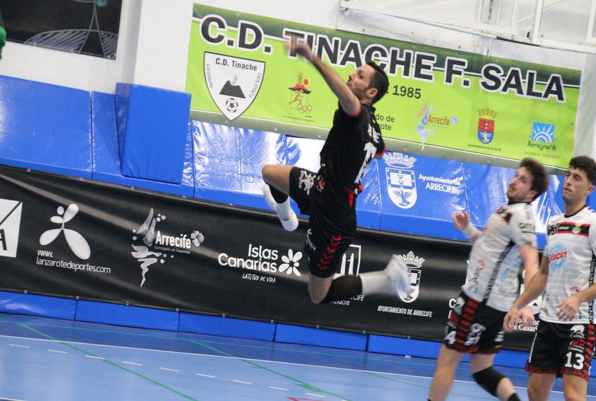 BALONMANO. SAN JOSÉ OBRERO - LALIN (3)