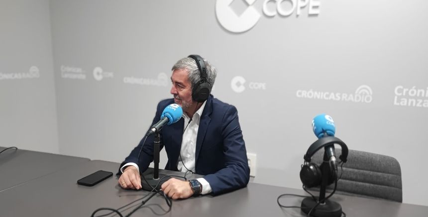 Clavijo esta semana participando en el programa que abre las mañanas de la radio lanzaroteña.