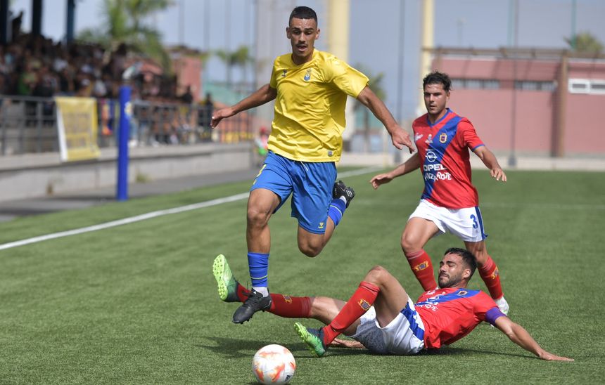 Las Palmas Atlético - UD Lanzarote (2)