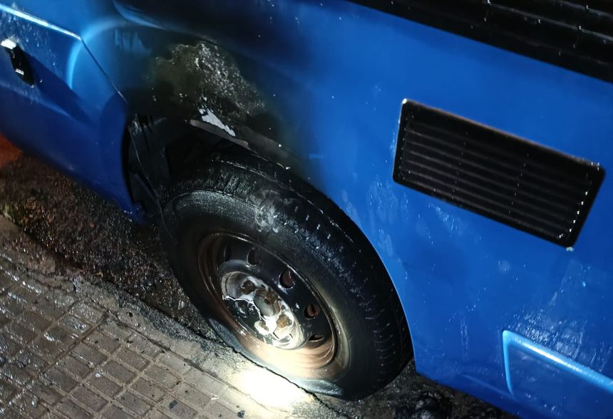 Así quedó la rueda del vehículo