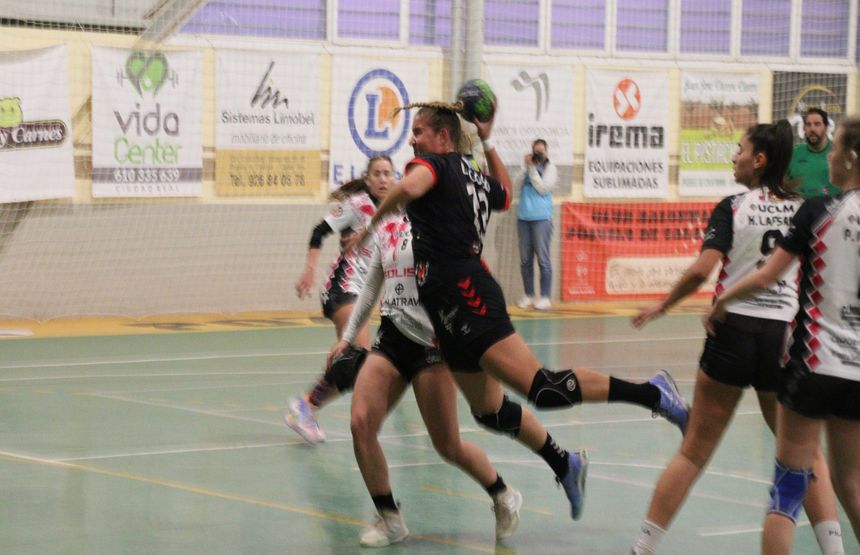 BALONMANO. POZUELO - CICAR LANZAROTE CIUDAD DE ARRECIFE (2)