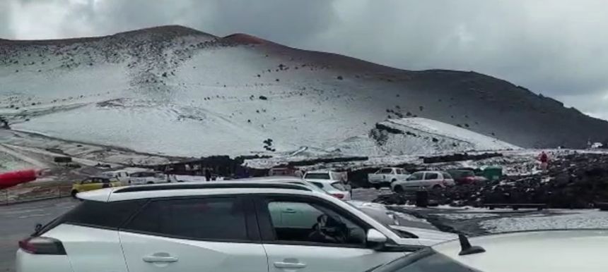 Timanfaya parece hoy una estación de esquí de la Península.