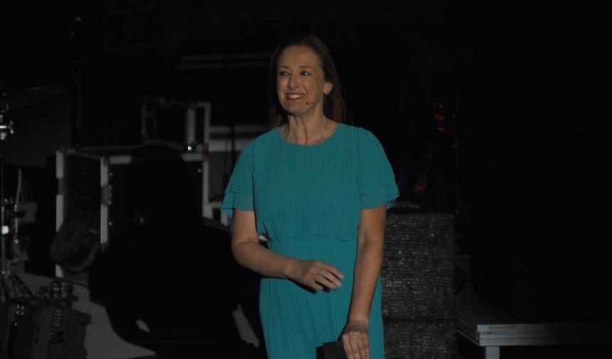 Nuestra compañera Laura San José fue la encargada de conducir la gala