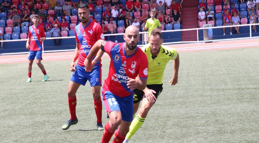 ud lanza cuatro