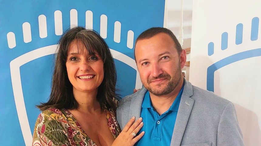 Leticia Padilla con el cabeza de lista al Cabildo.