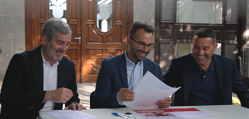 Echedey Eugenio. Oswaldo Betancort y Fernando Clavijo en la firma del compromiso por Arrecife.