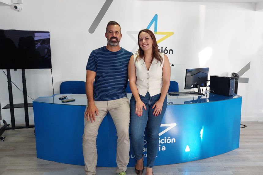 Emilio y Cristina dentro