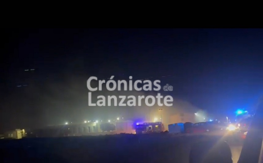 Imagen del albergue en llamas.