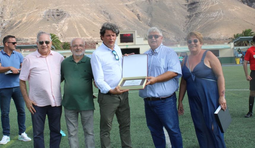 homenaje