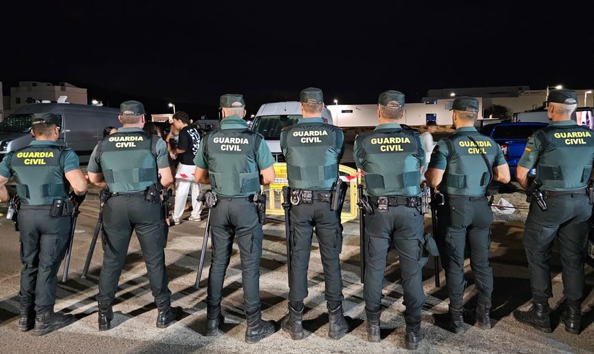 La Guardia Civil también trabajó activamente en el control de las fiestas.