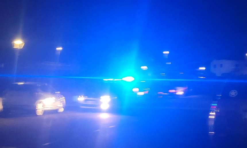 Instante de la llegada de la Policía Local a la zona del suceso.