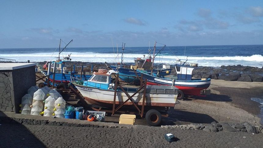 Imagen del muelle pesquero de La Santa.