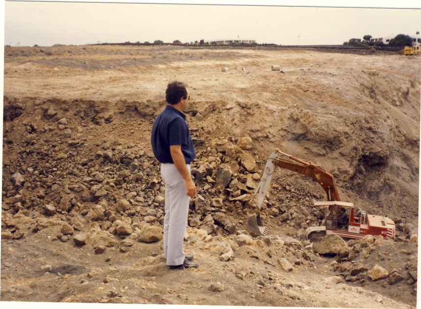 Puerto Calero, en obras, en una imagen de 1987. Foto: Cedida.