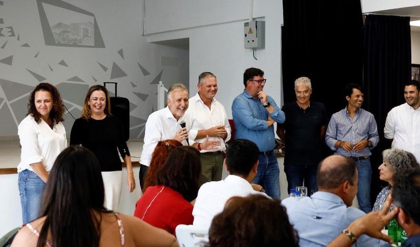 portada fiesta de la rosa
