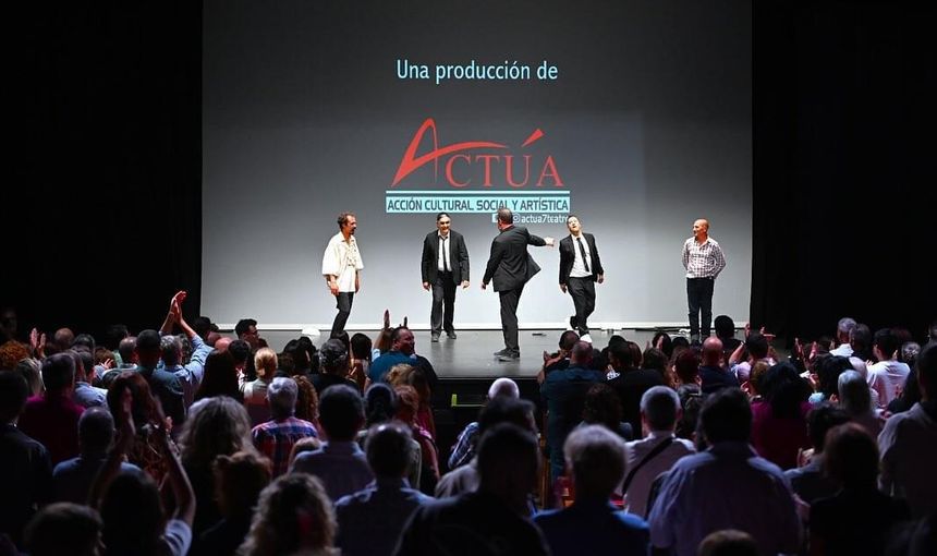 El público aplaudió encantado.