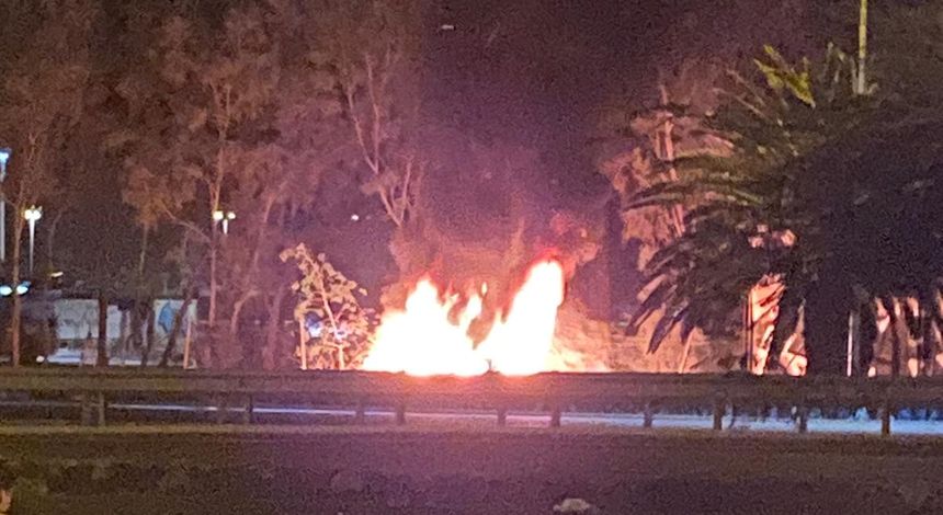 Imagen captada por un grupo de chicos en el instante en el que el fuego se descontroló