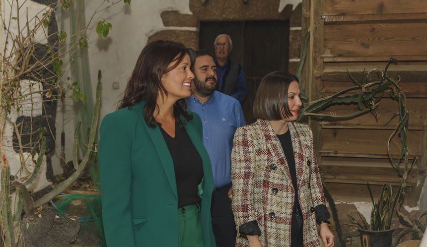 Visita Migdalia Machin Consejera Cultura Casa Torres